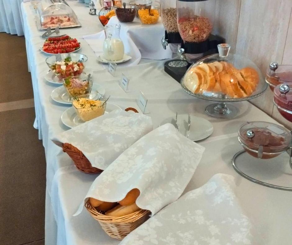 Hotel Limba Ctt Tvrdosin Buitenkant foto